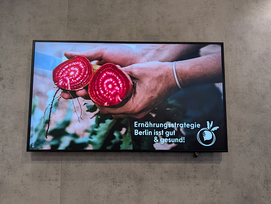 pxl 20260122 115654173 s